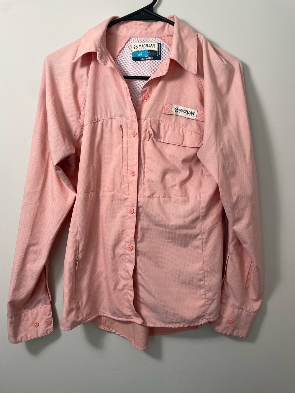 Magellan Outdoors Women’s Small Long-Sleeve Pink Performance Fishing shirt - Picture 1 of 2
